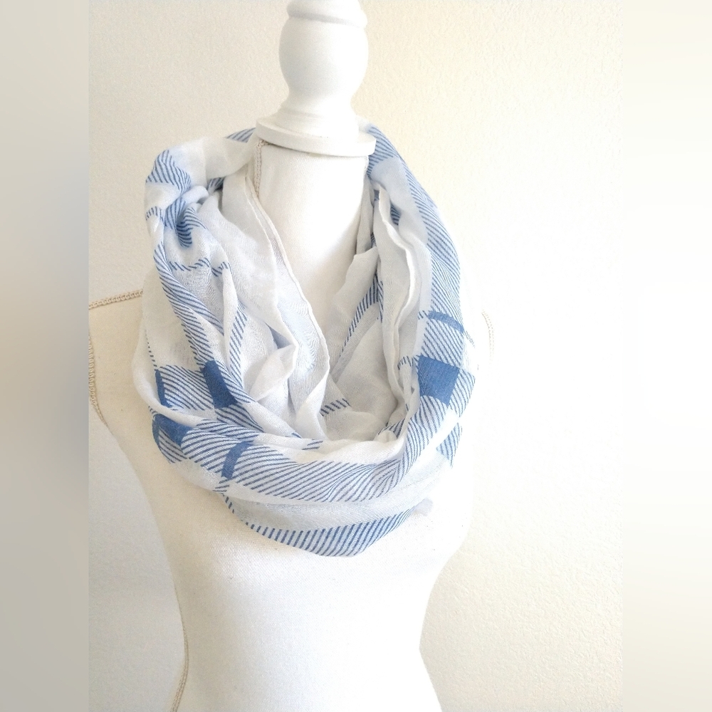 NEW Blue White Check Infinity Fashion Scarf Cotton NWT 6014